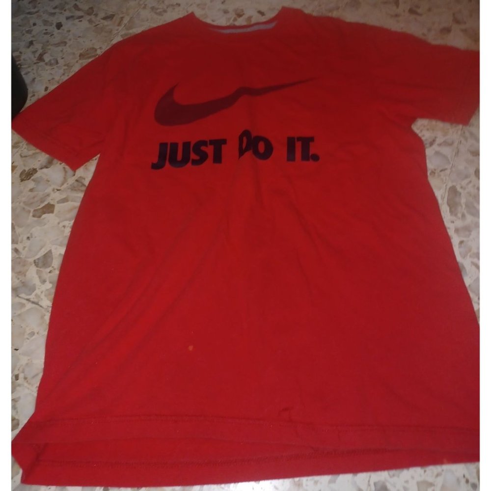 Nike Men's Graphic Tee Large Red "Just Do It" Short Sleeve
